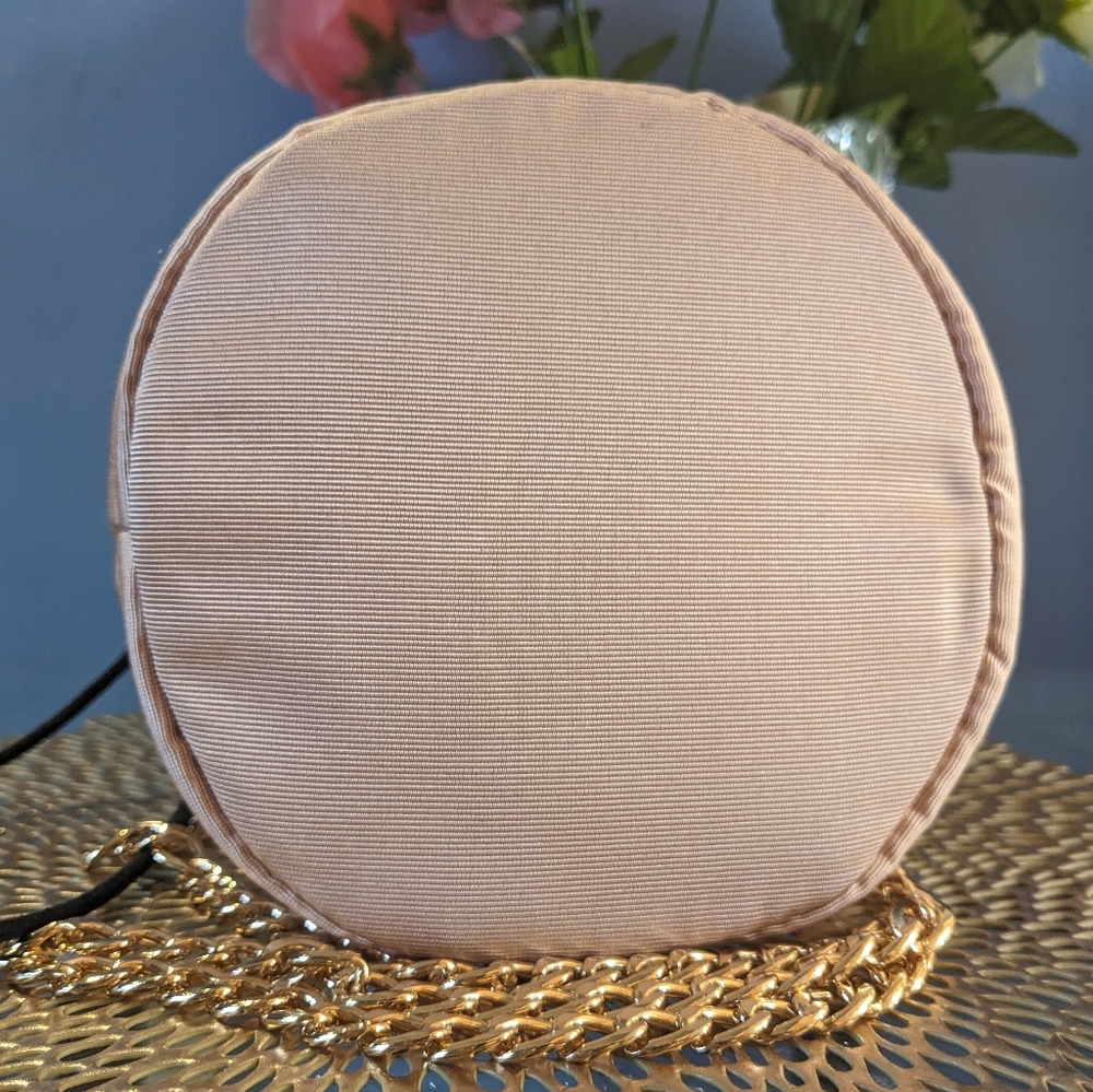Gucci - Picture 5 of 8
